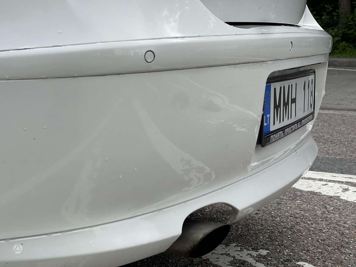 BMW 118, 2.0 l., hatchback