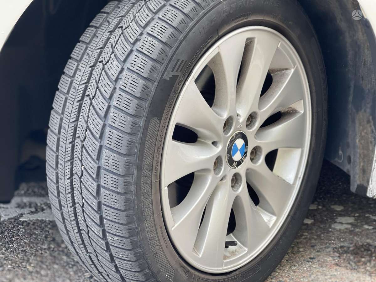 BMW 118, 2.0 l., hatchback