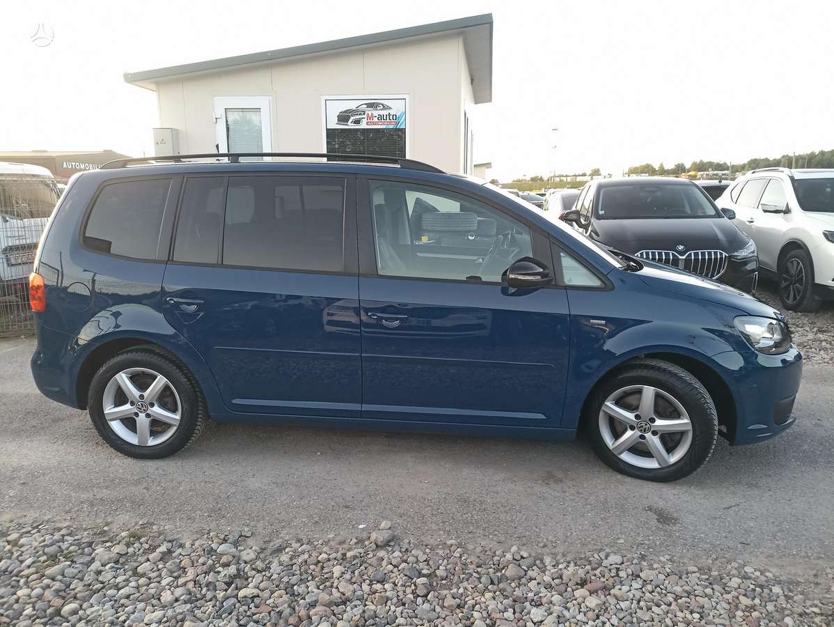 Volkswagen Touran - 5