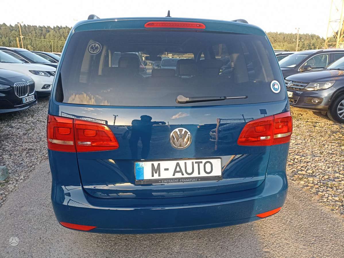Volkswagen Touran - 6