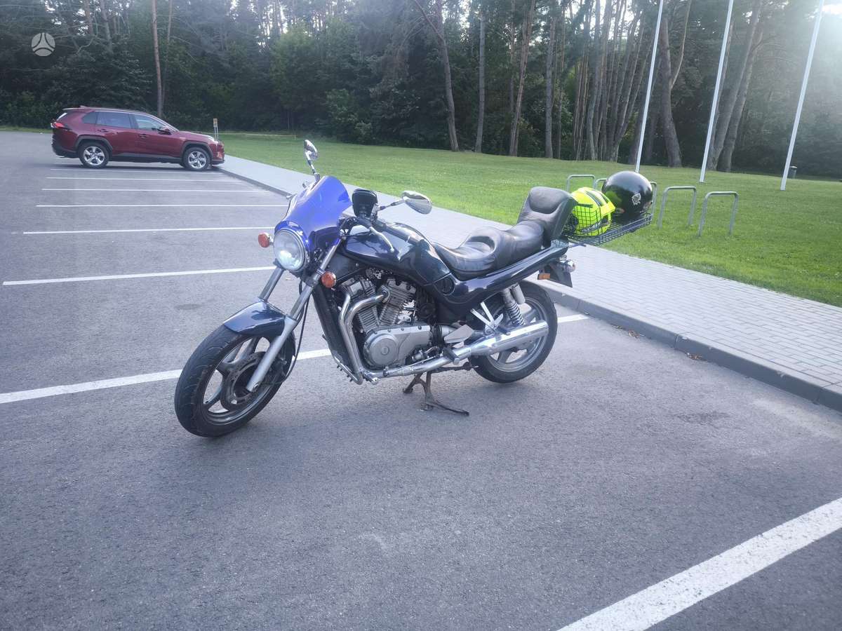 Suzuki VX 800cc, street / klasikiniai