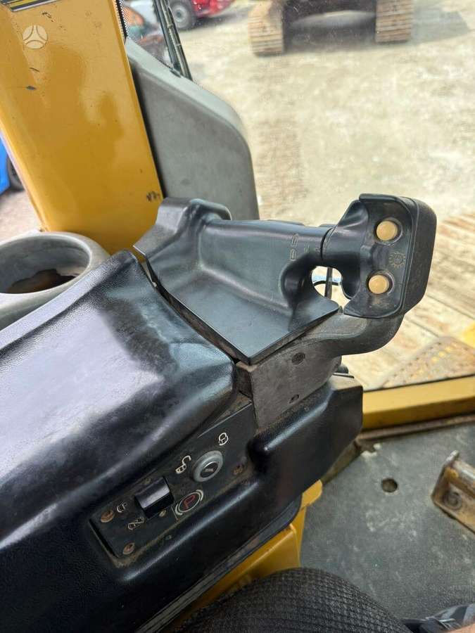 Caterpillar D6N LGP, bulldozer