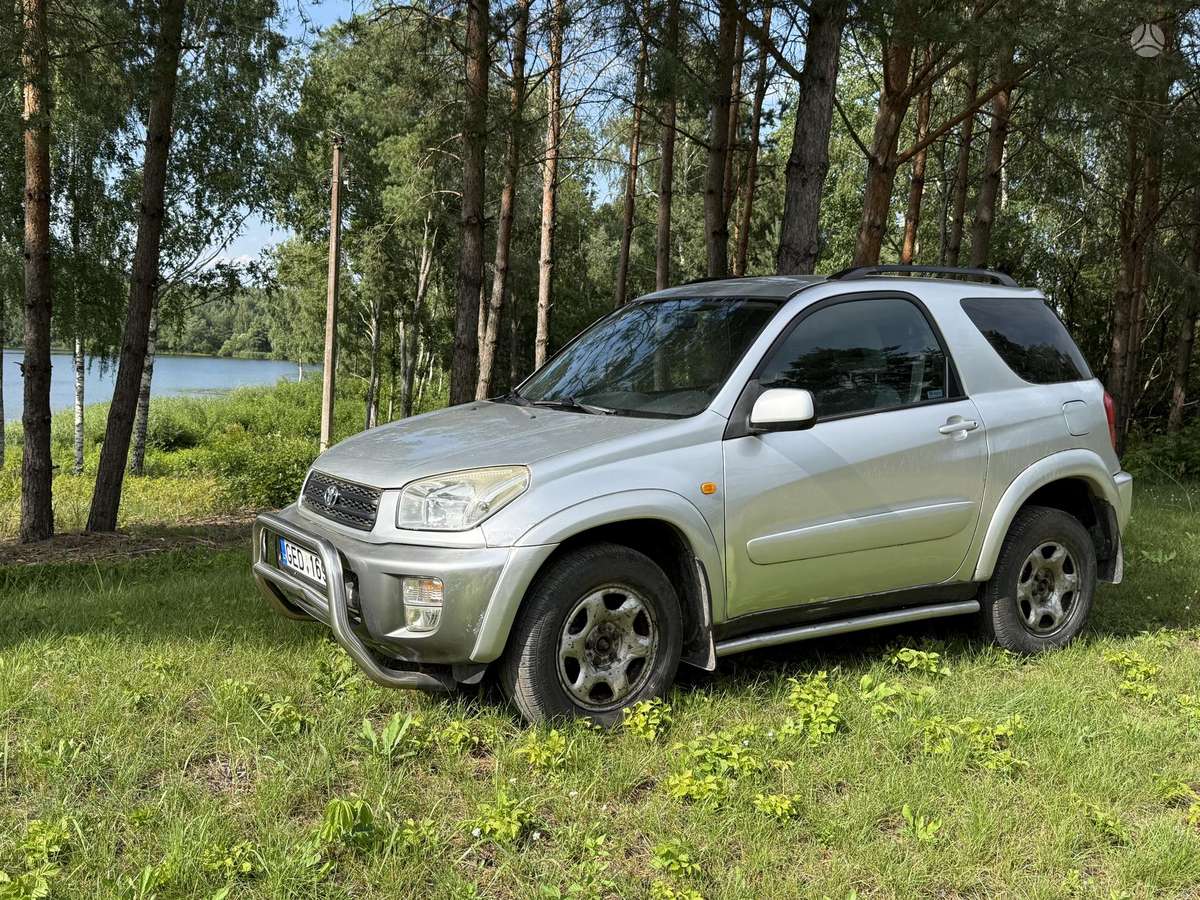 Toyota RAV4 - 2