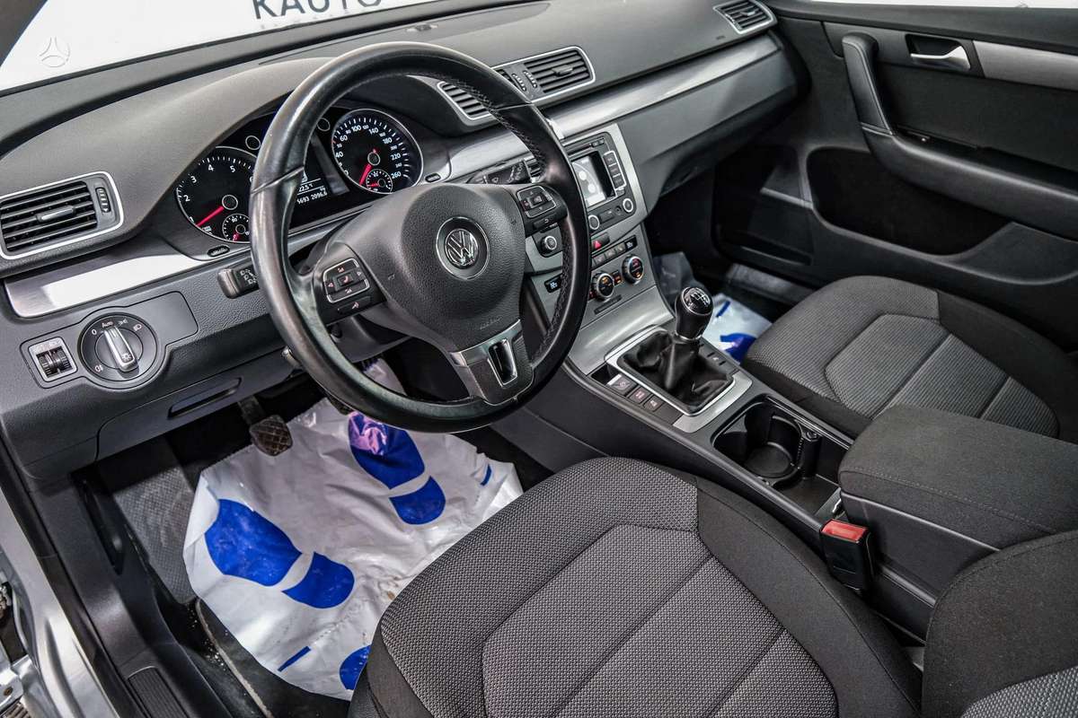 Volkswagen Passat, 1.4 l., Универсал