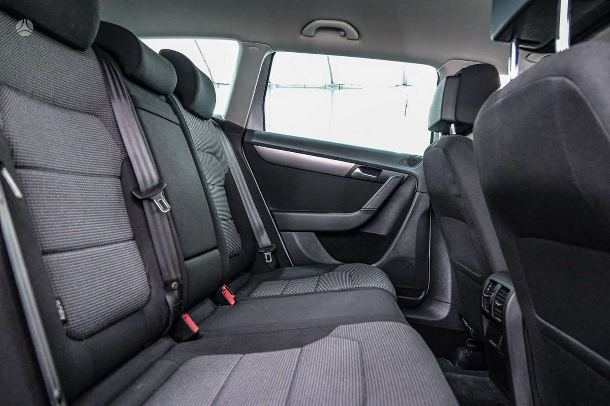 Volkswagen Passat, 1.4 l., Универсал