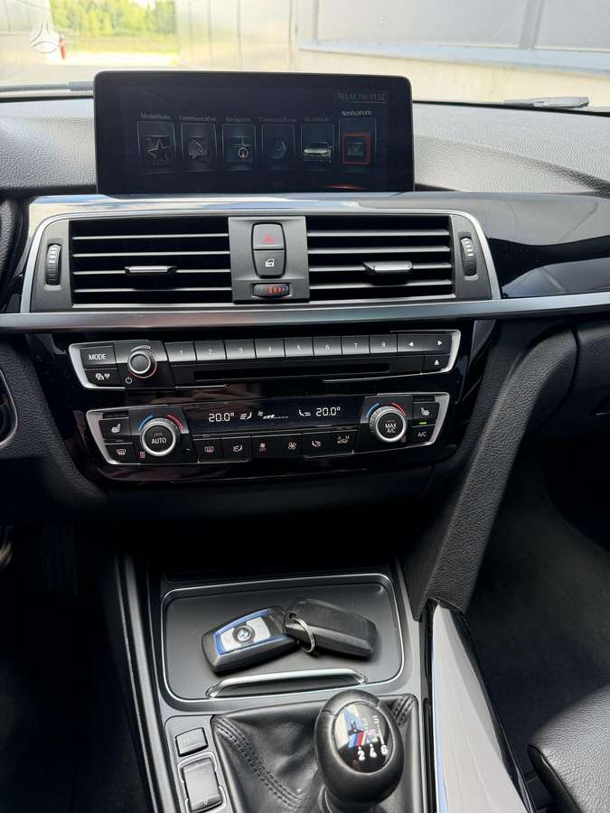 BMW 320, 2.0 l., wagon