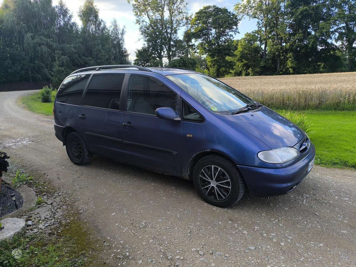 Volkswagen Sharan - 3