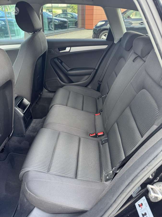 Audi A4, 2.0 l., Универсал