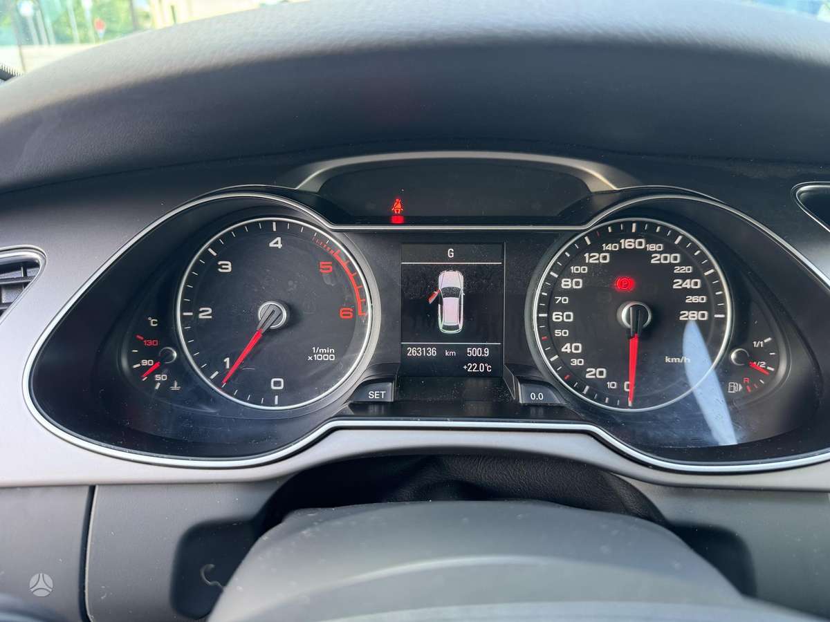 Audi A4, 2.0 l., Универсал