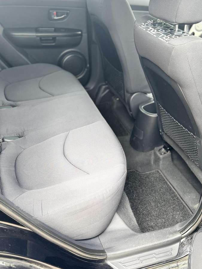 Kia Soul, 1.6 l., hatchback