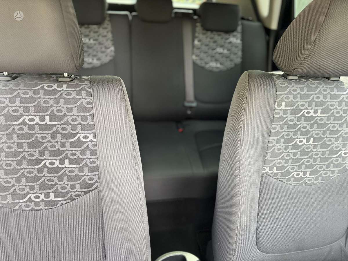 Kia Soul, 1.6 l., hatchback