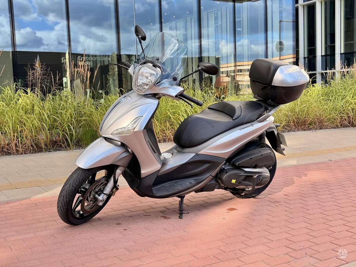 Piaggio Beverly 330cc, мотороллеры / мопеды