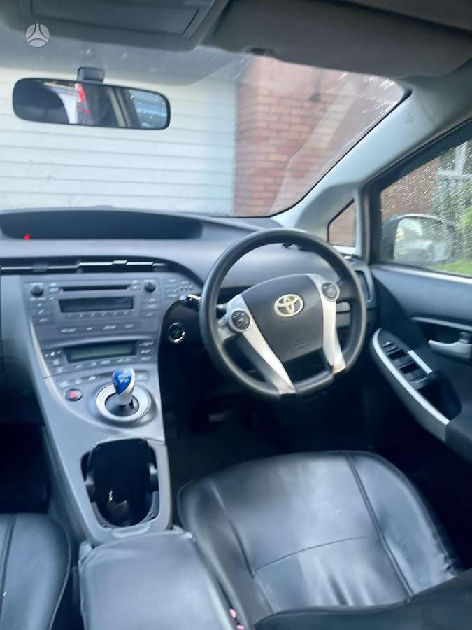 Toyota Prius - 7