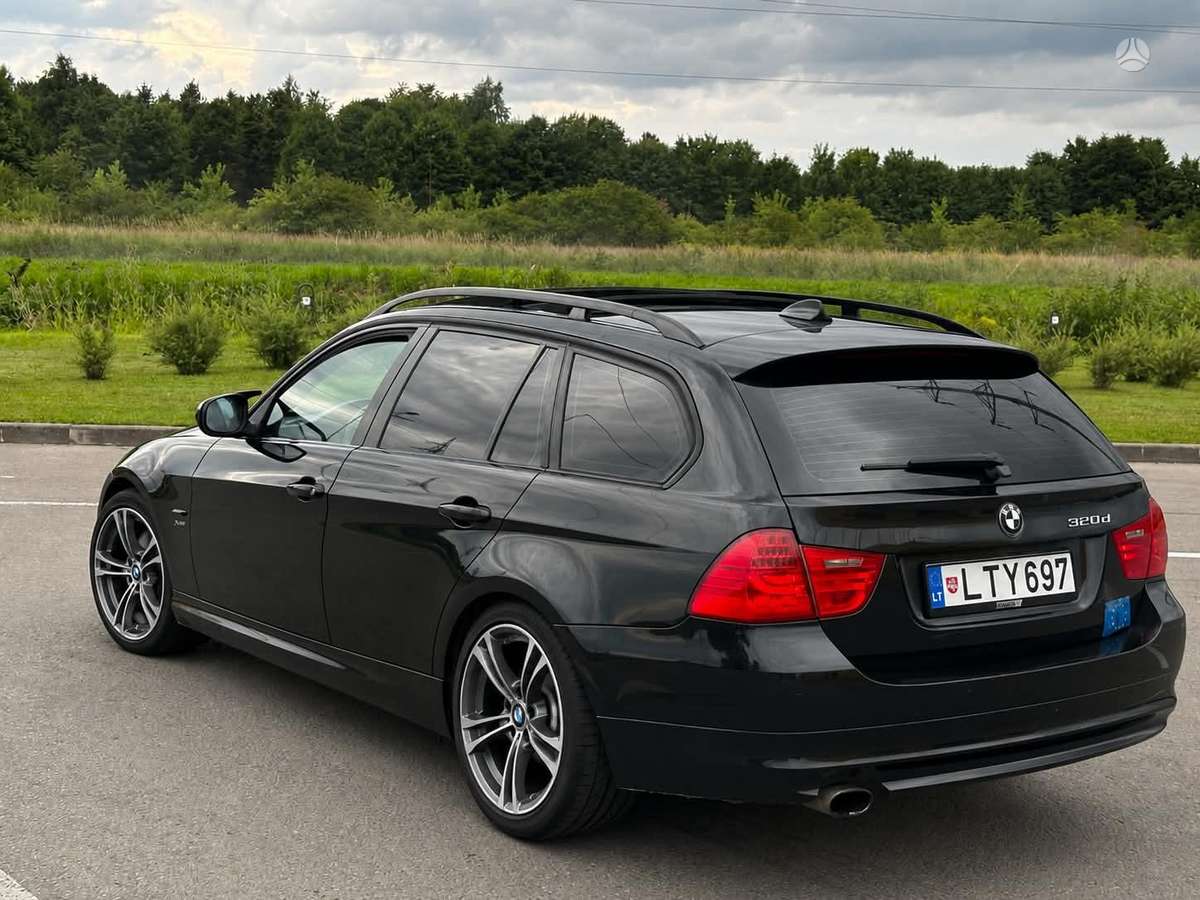 BMW 320, 2.0 l., wagon
