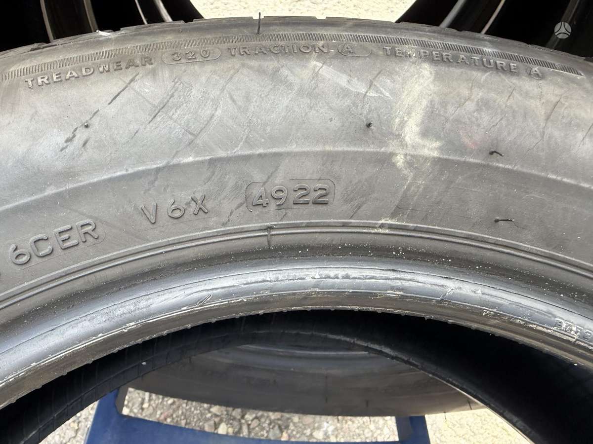 Bridgestone Tutanza T005, летние 215/60 R17