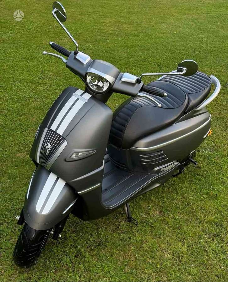 Peugeot Django Heritage 49cc, scooters / mopeds