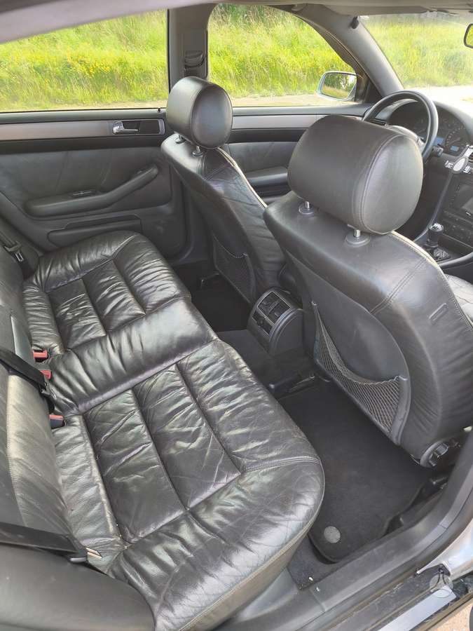 Audi A6, 2.5 l., Седан