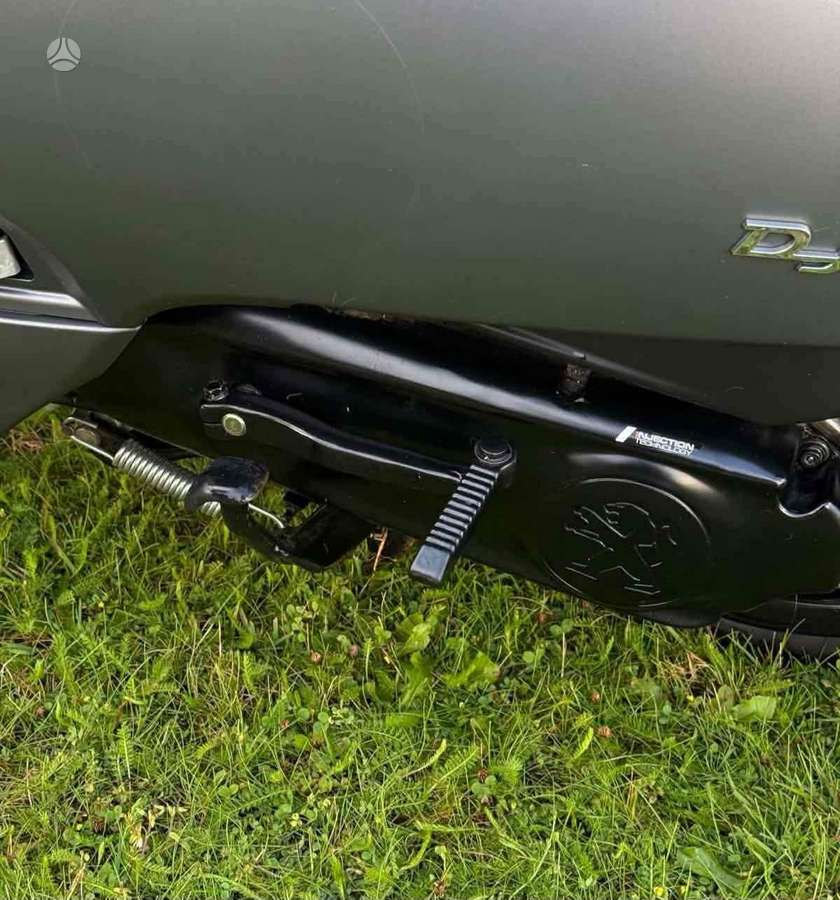 Peugeot Django Heritage 49cc, scooters / mopeds
