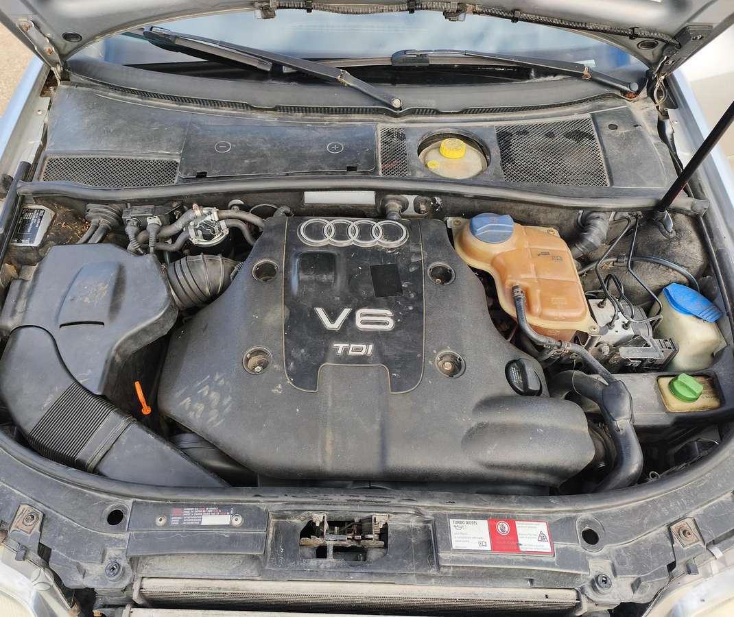 Audi A6, 2.5 l., Седан