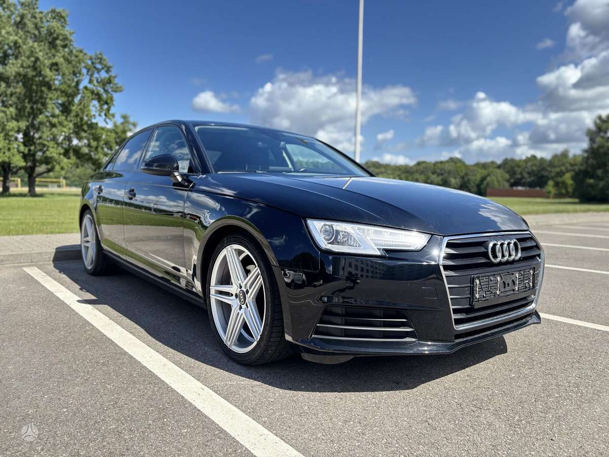 Audi A4, 2.0 l., Седан