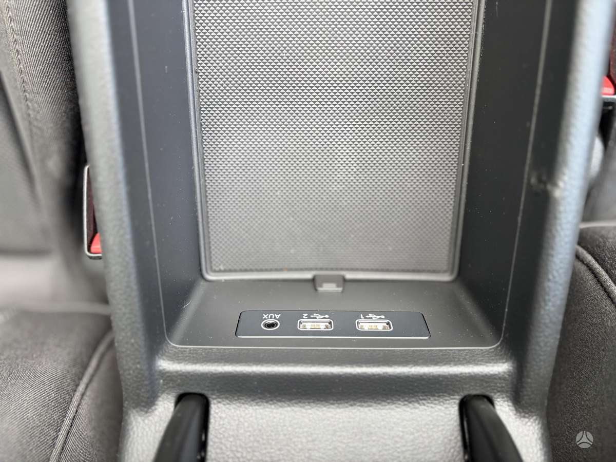 Audi A4, 2.0 l., Седан