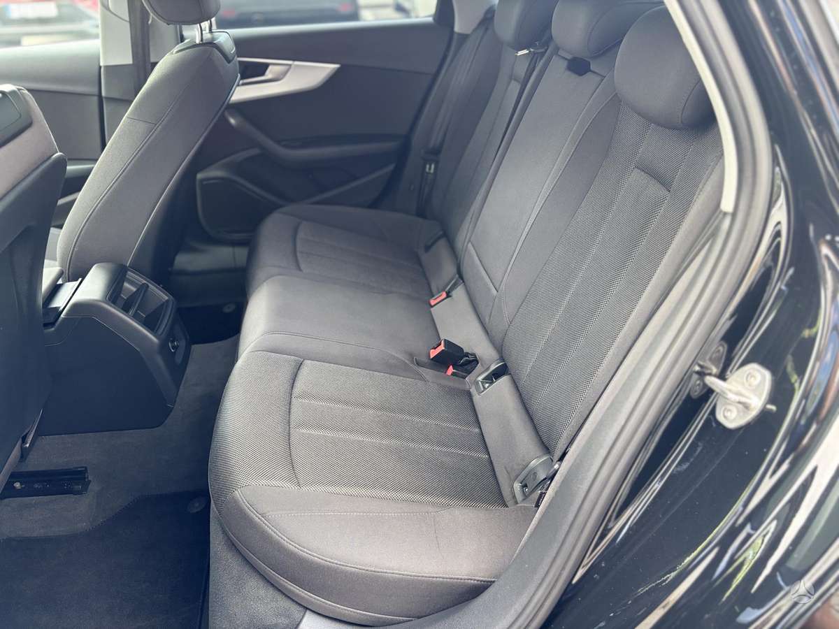 Audi A4, 2.0 l., sedanas