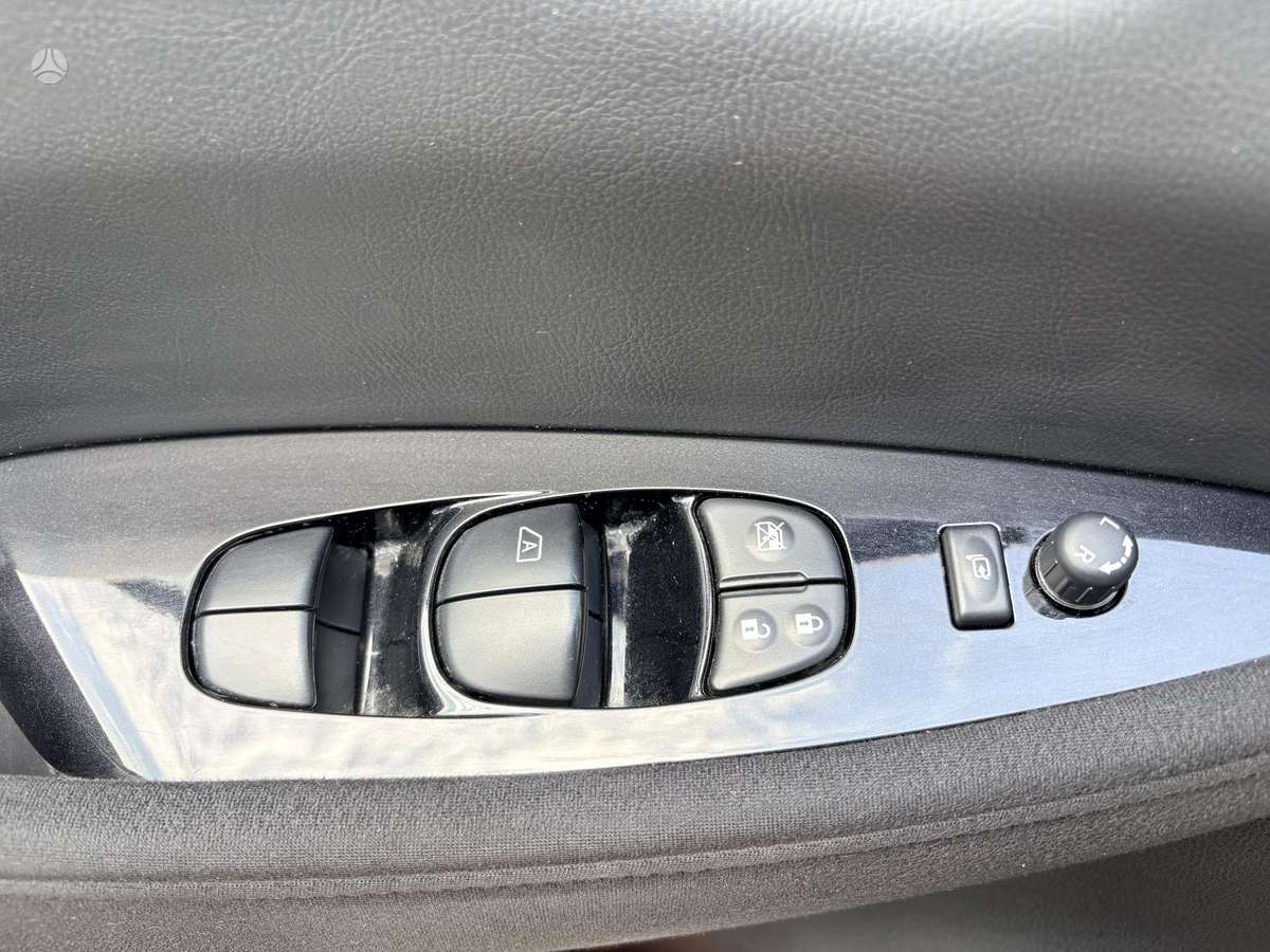 Nissan Leaf, 24 kWh, hatchback