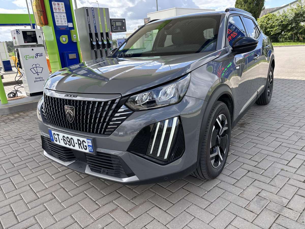 Peugeot 2008 - 3