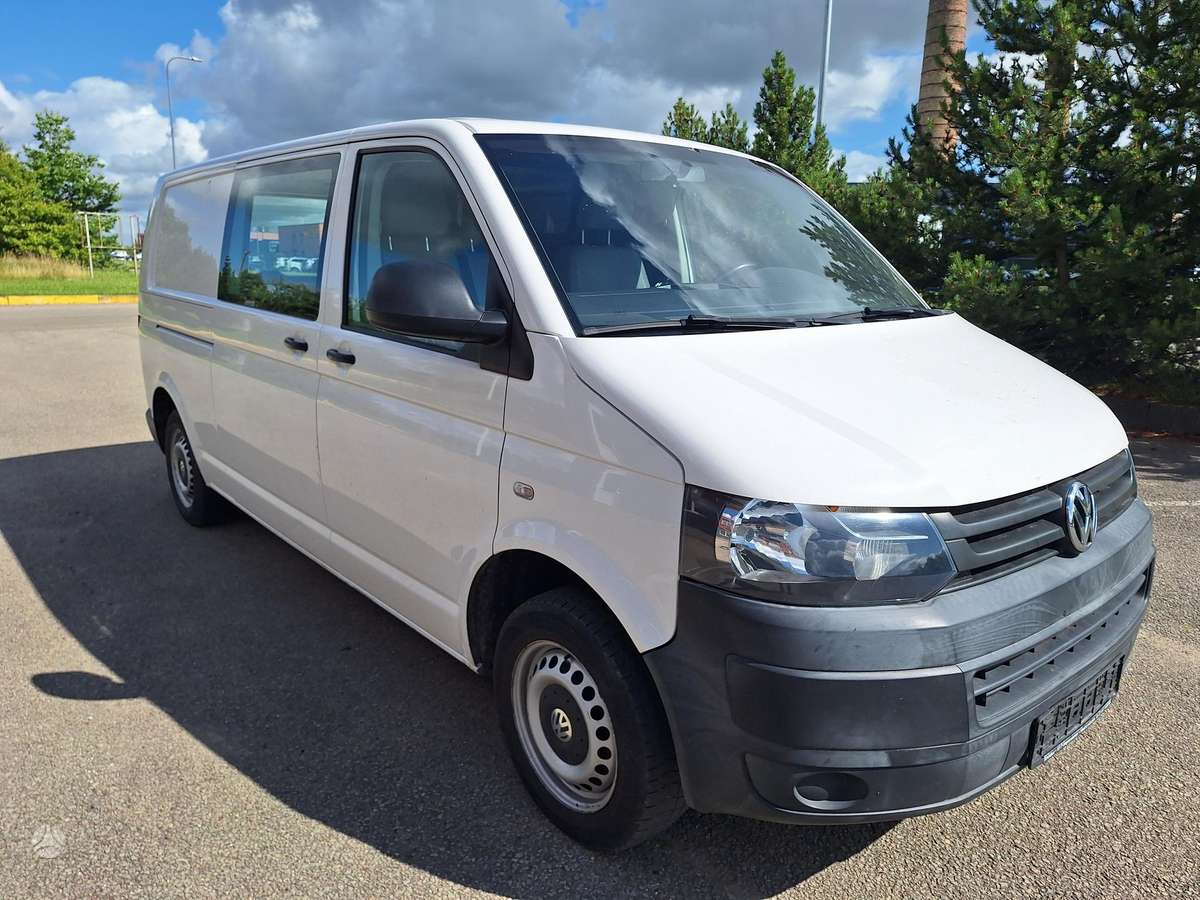 Volkswagen Transporter - 2