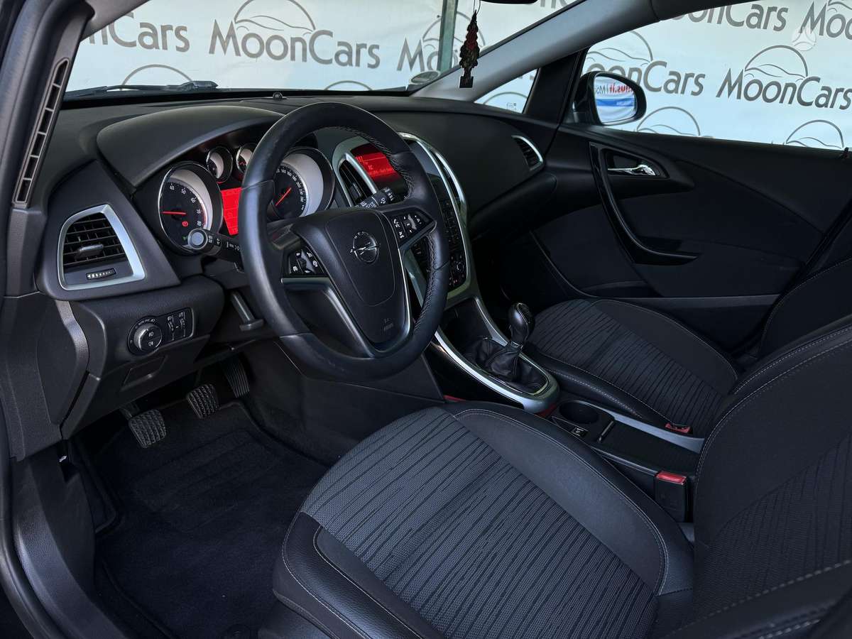 Opel Astra, 1.4 l., hatchback