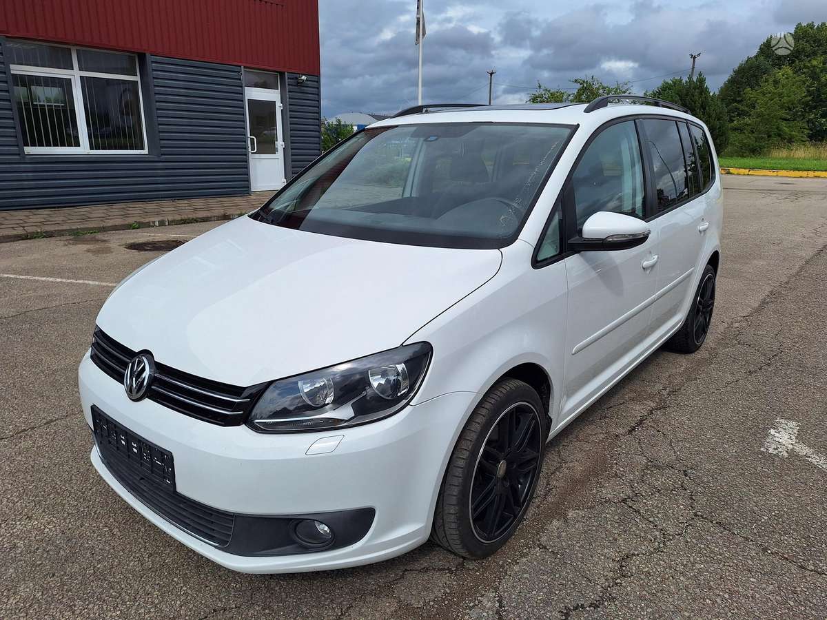 Volkswagen Touran - 5