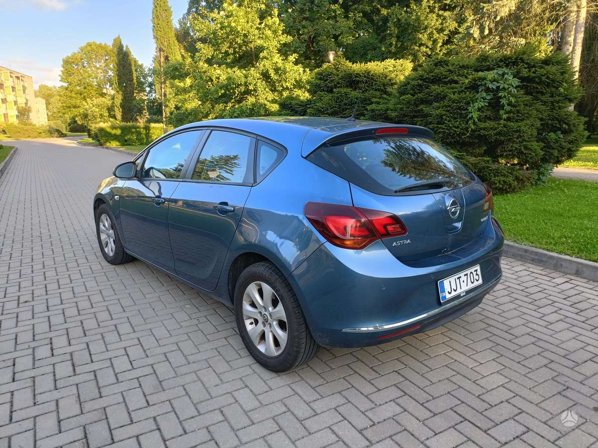 Opel Astra, 1.4 l., hatchback