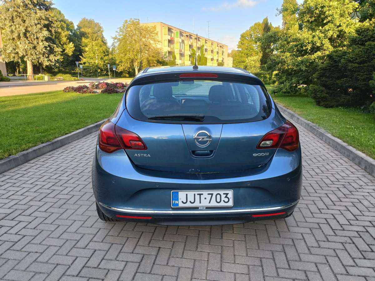 Opel Astra, 1.4 l., Хэтчбек