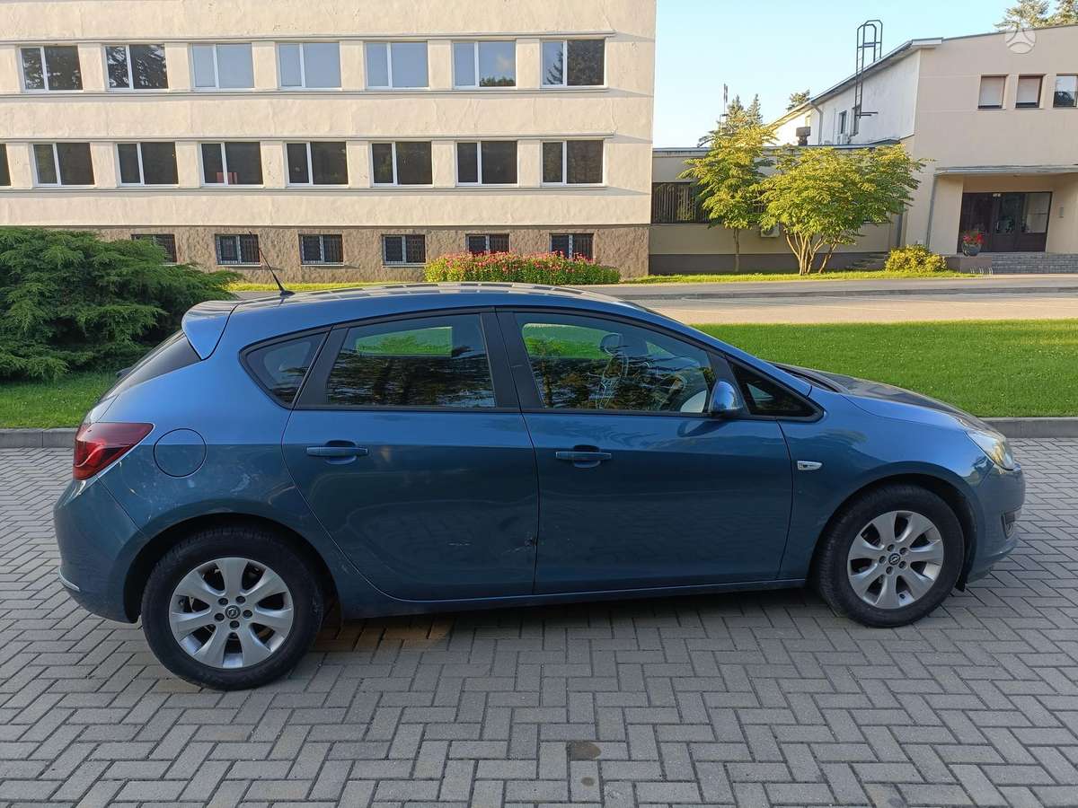 Opel Astra, 1.4 l., hatchback
