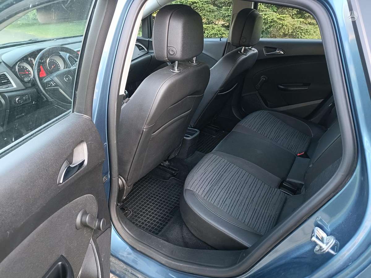 Opel Astra, 1.4 l., hatchback
