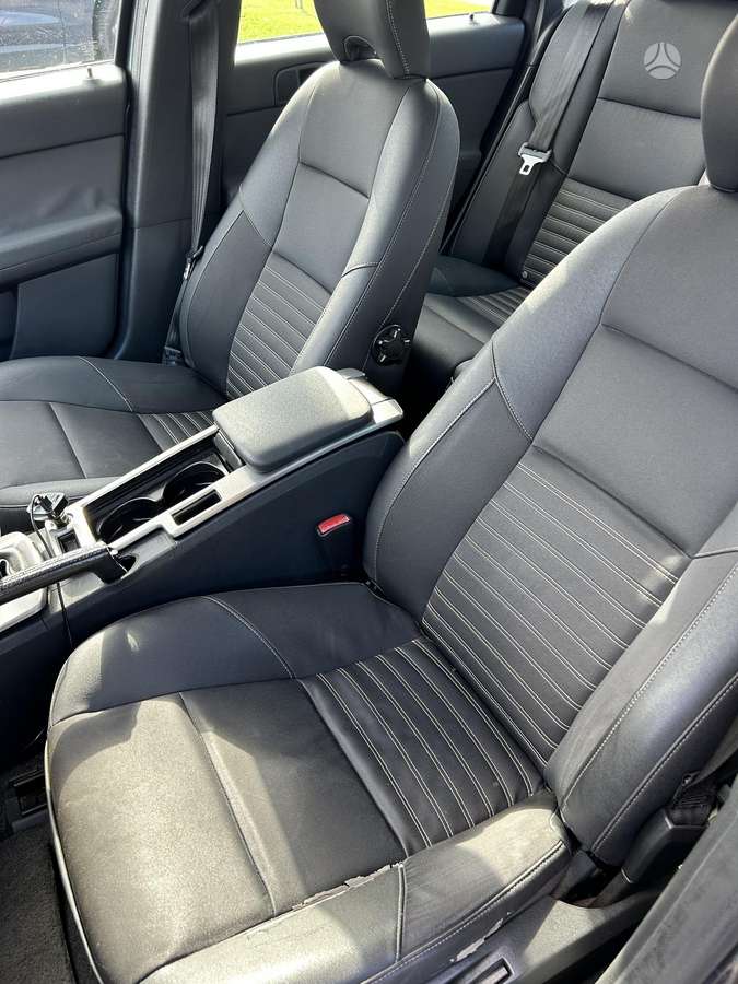 Volvo S40 - 10