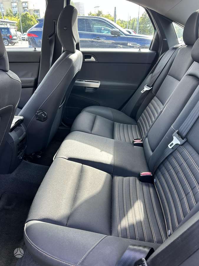 Volvo S40, 2.0 l., Седан