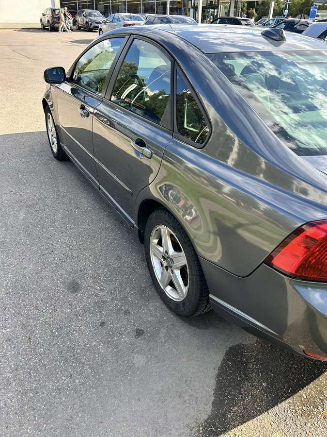 Volvo S40, 2.0 l., Седан