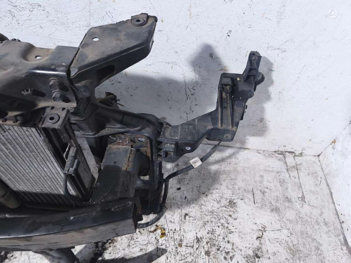 Kia Optima hood (front, rear)