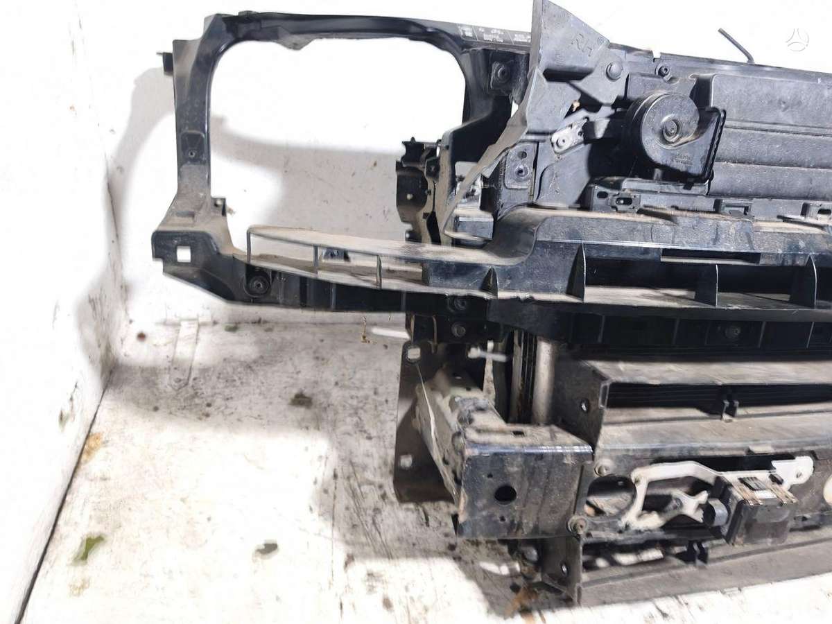 Land Rover Discovery radiatorius