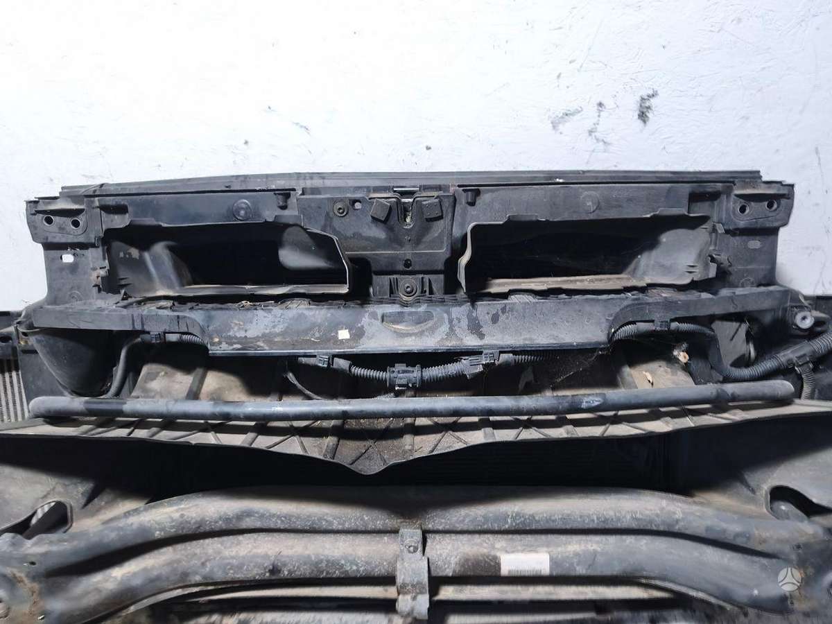 Volkswagen Touareg radiatorius