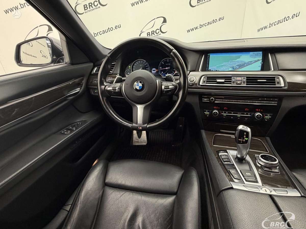 BMW 740, 3.0 l., Седан