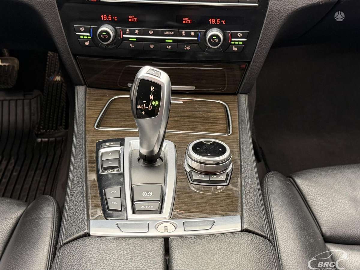 BMW 740, 3.0 l., Седан