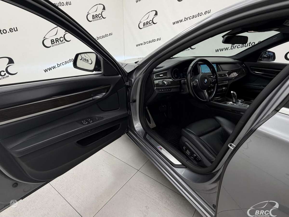 BMW 740, 3.0 l., Седан