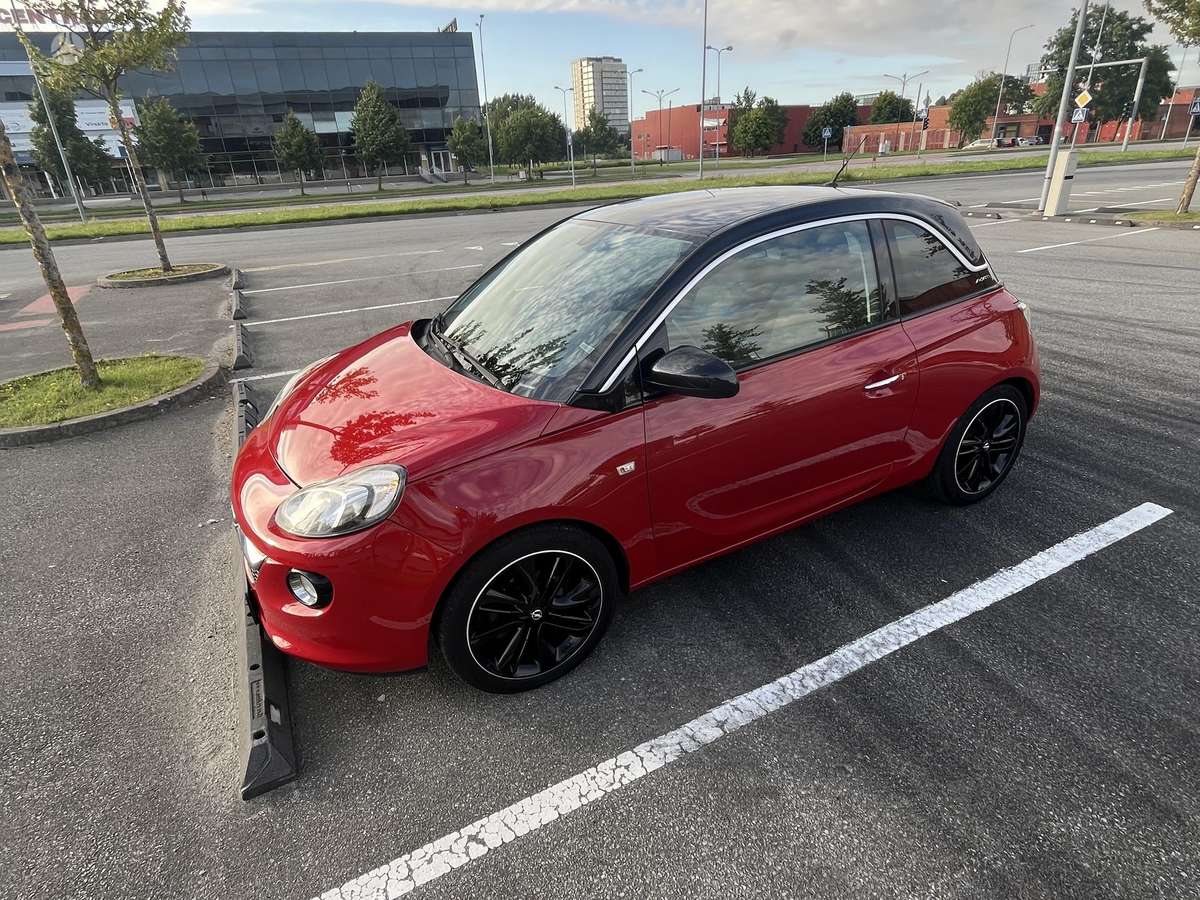Opel Adam, 1.2 l., hatchback