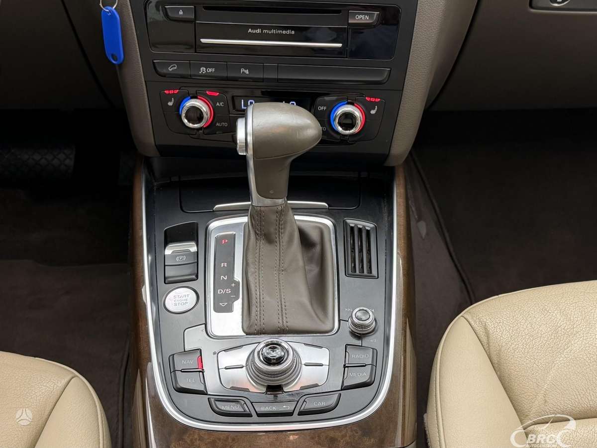 Audi Q5, 2.0 l., Внедорожник / Кроссовер