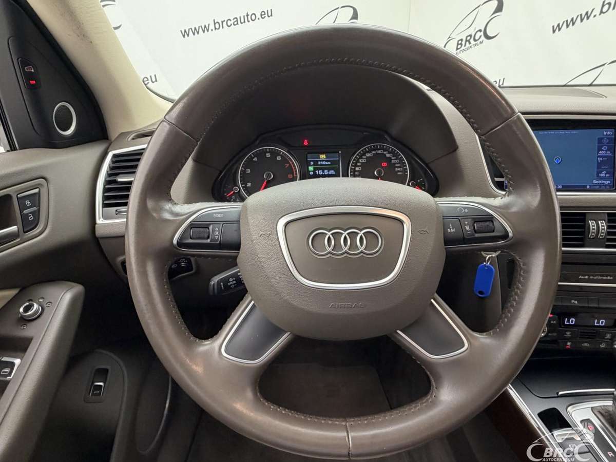 Audi Q5, 2.0 l., Внедорожник / Кроссовер