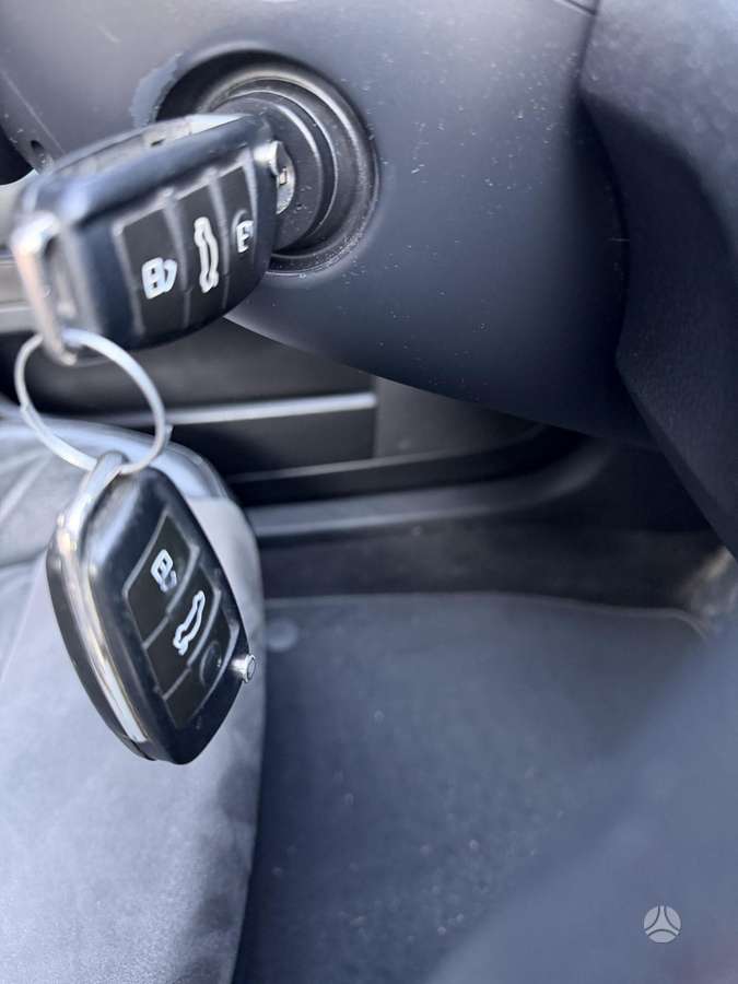 Audi A4, 2.0 l., Седан