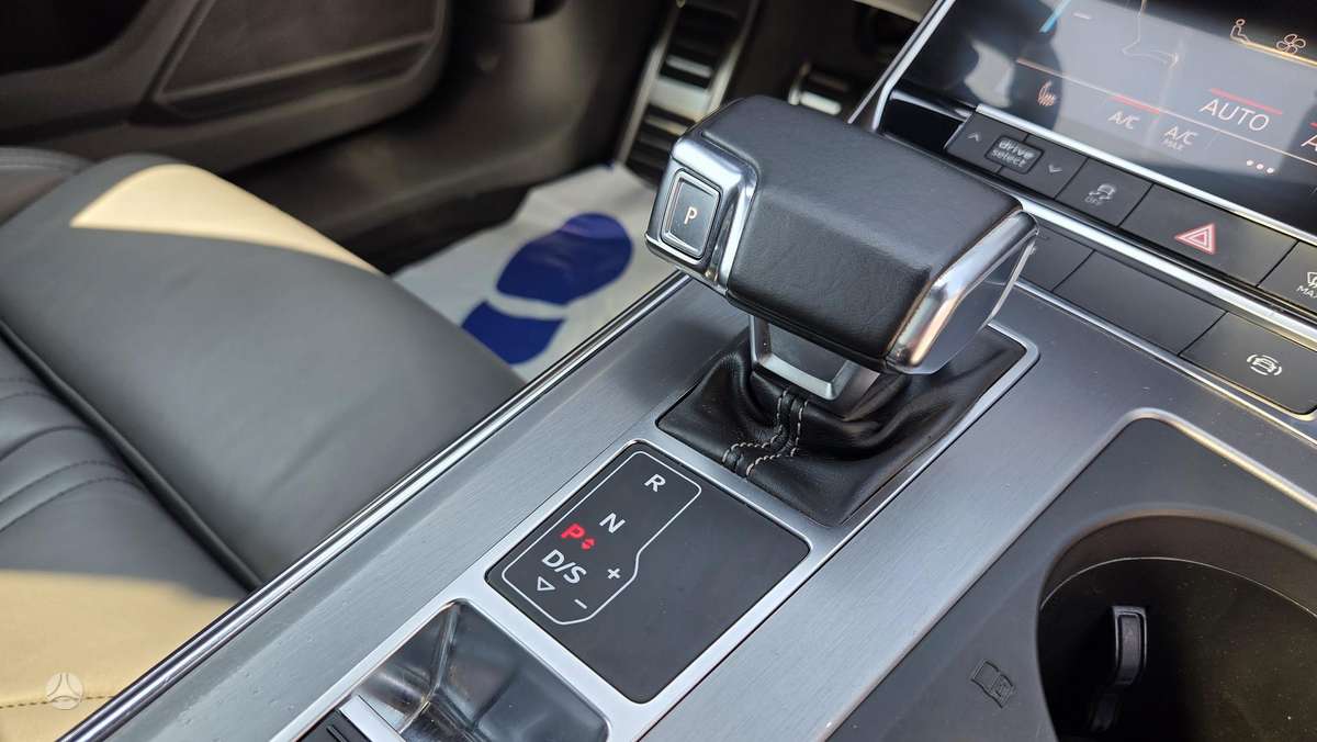 Audi A6, 2.0 l., Универсал