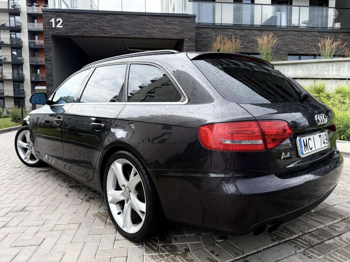 Audi A4, 2.0 l., Универсал